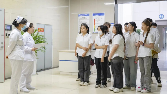 青衿之志 履践致远&mdash;&mdash;合财护理与健康管理学院2022级健康管理专业同学来我院岗位见习